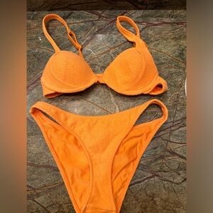 Triangl Sara-Liva Bikini Set